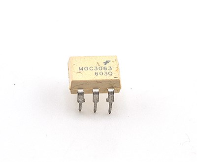 Оптопара MOC3061 MOC3061 - фото 1017